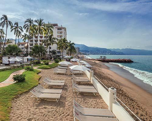 Download Hotel plaza pelicanos grand beach resort Desktop Wallpaper